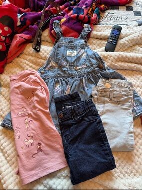 OshKosh Girls 3T Bundle